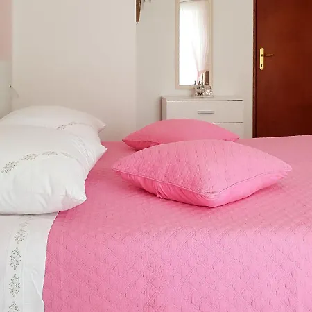 Lägenhet Danica-1 By Interhome